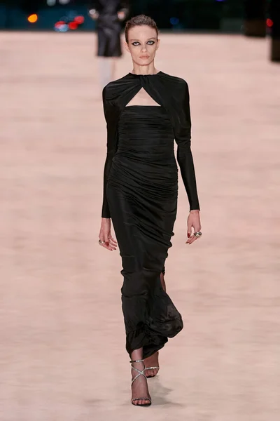 Look 46